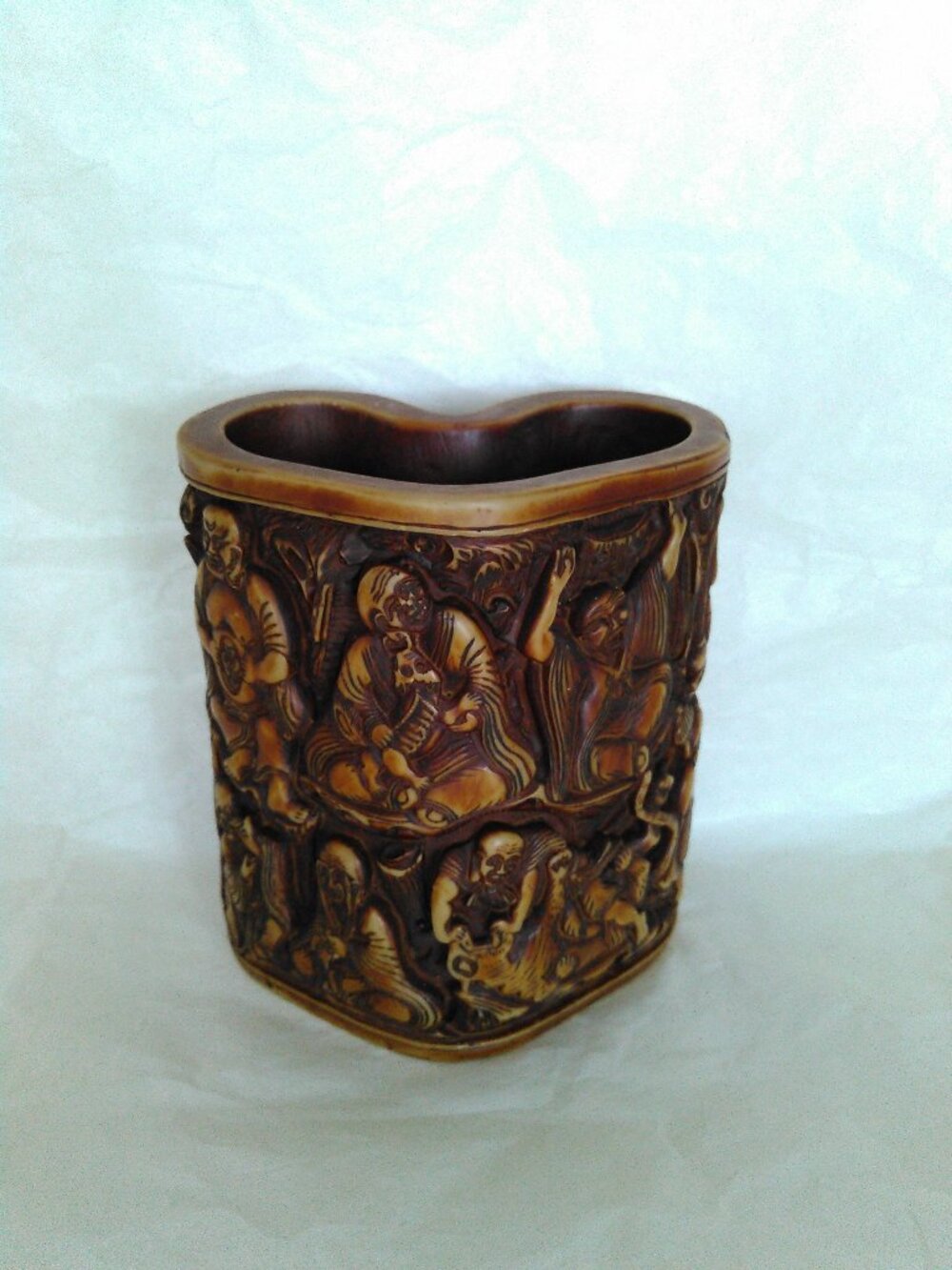 Heart Shape Pen Pencil Holder with Carved Monks